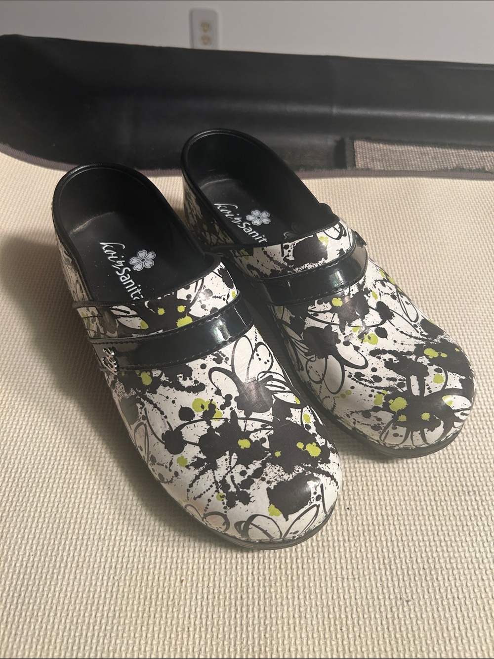 Sanita Black, White & Lime Floral Splash Clogs